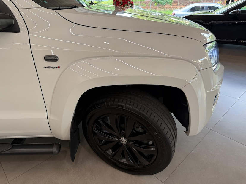 Foto do veículo VOLKSWAGEN AMAROK  V6 EXTREME 2024 48.700 KM 259.000,00