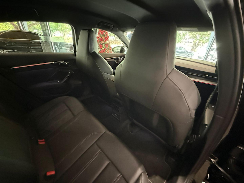 Foto do veículo AUDI A3  SD 2.0TFSI 2022 33.500 KM 199.000,00