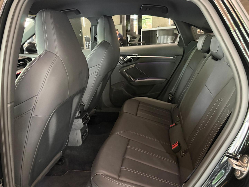 Foto do veículo AUDI A3  SD 2.0TFSI 2022 33.500 KM 199.000,00