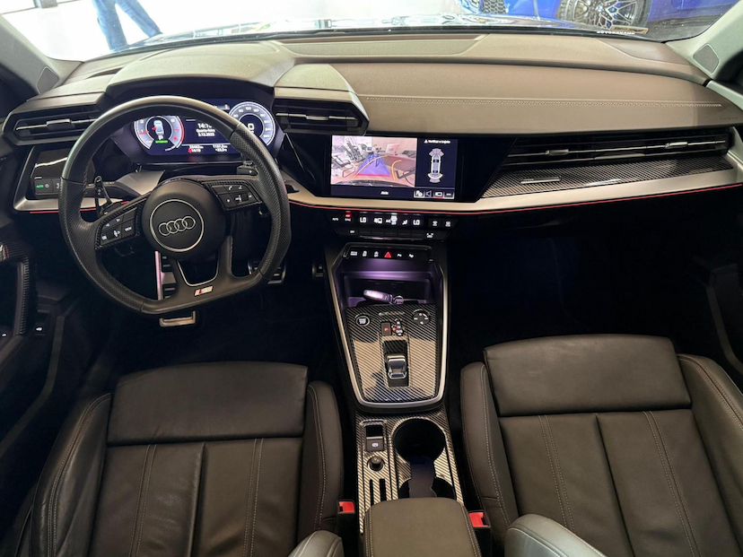 Foto do veículo AUDI A3  SD 2.0TFSI 2022 33.500 KM 199.000,00