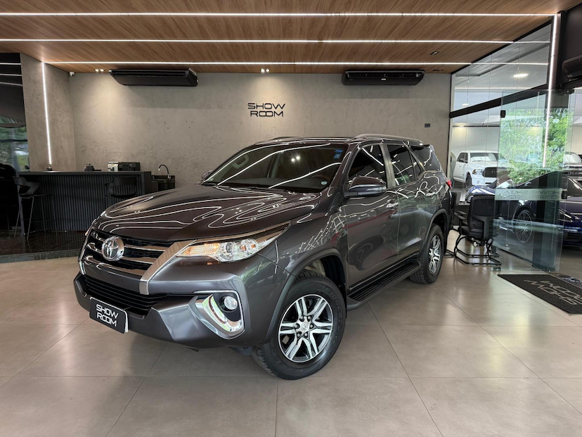 Foto do veículo TOYOTA HILUX  SWSRVA2HF 2020 76.040 KM 190.000,00