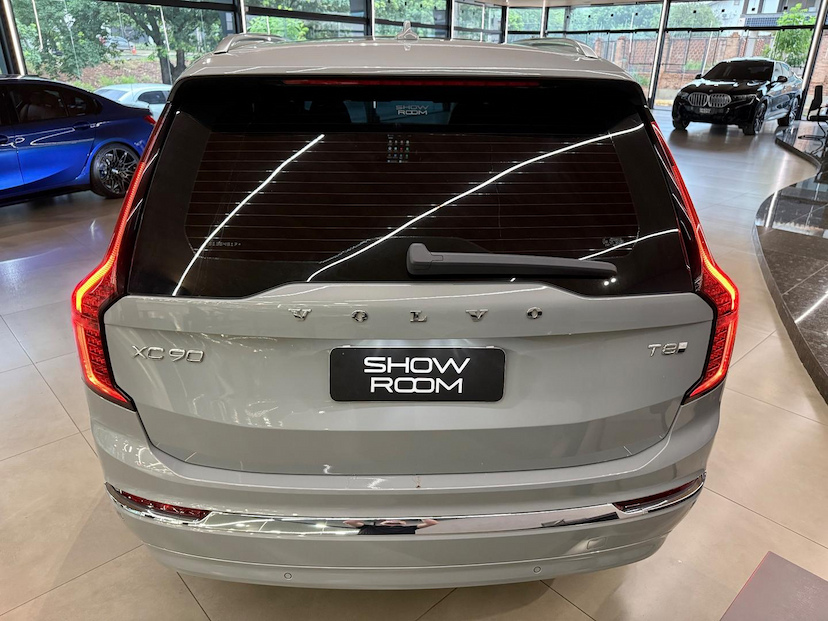 Foto do veículo VOLVO XC90 XC 90 T-8 ULTRA 2.0 AWD (HIBRIDO) 2025 15.110 KM 579.000,00