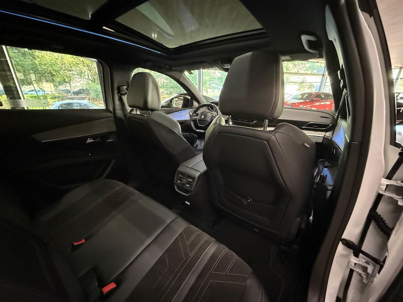 Foto do veículo PEUGEOT 3008  GT PACK A 2023 15.800 KM 175.000,00