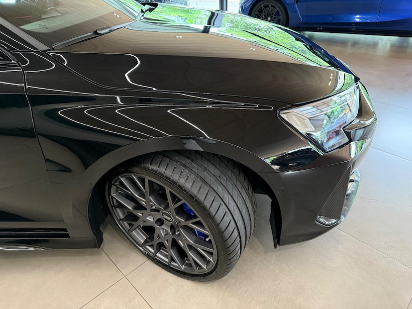 Foto do veículo AUDI RS3  SEDAN TRACK 2.5 TFSI QUATTRO S-TRONIC 2026 315 KM 599.000,00