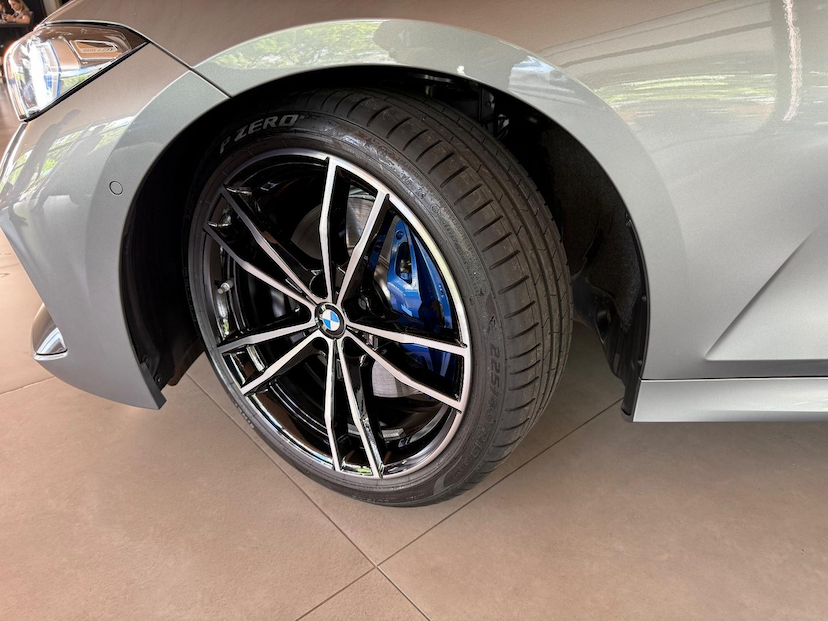 Foto do veículo BMW 320I  M SPORT FLEX 2024 5.240 KM 319.000,00