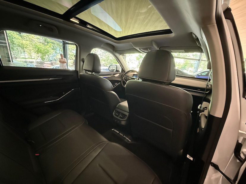 Foto do veículo GREAT WALL HAVAL H6  H6 PREMIUM HEV 2025 17.000 KM 225.000,00