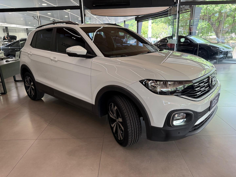 Foto do veículo VOLKSWAGEN T-CROSS T CROSS TSI AD 2021 33.320 KM 98.000,00