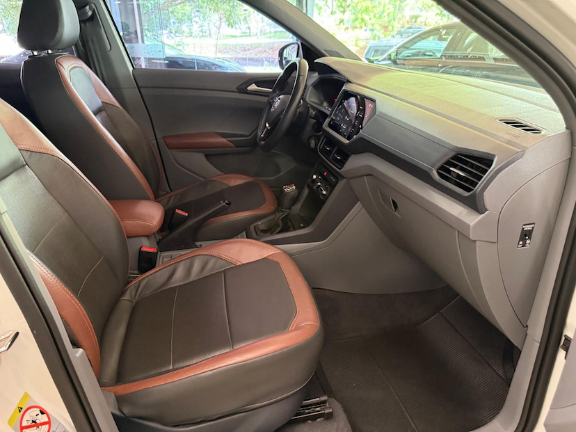 Foto do veículo VOLKSWAGEN T-CROSS T CROSS TSI AD 2021 33.320 KM 98.000,00