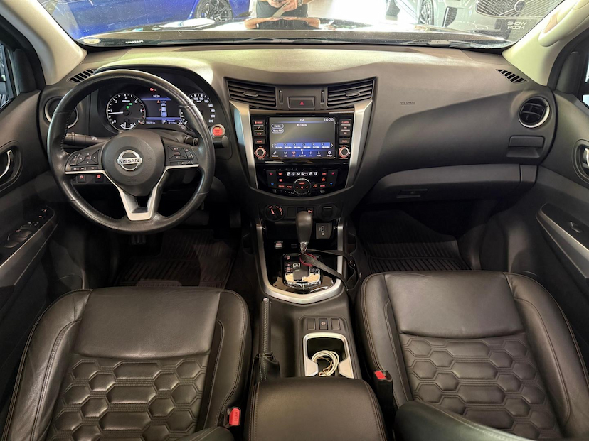 Foto do veículo NISSAN FRONTIER  PLT 2023 71.150 KM 180.000,00
