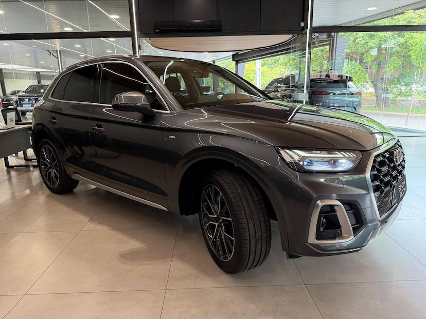 Foto do veículo AUDI Q5  2.0 TFSI 2025 11.744 KM 369.000,00