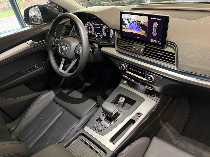 Foto do veículo AUDI Q5  2.0 TFSI 2025 11.744 KM 369.000,00