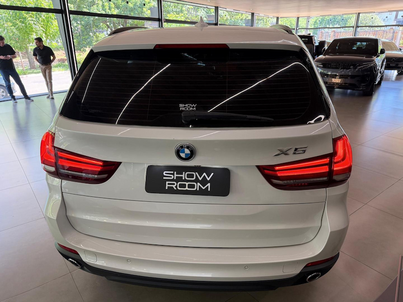 Foto do veículo BMW X5  XDRIVE30D 2015 120.860 KM 133.000,00