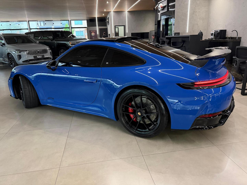 Foto do veículo PORSCHE 911  GTS 2025 3.500 KM 1.160.000,00