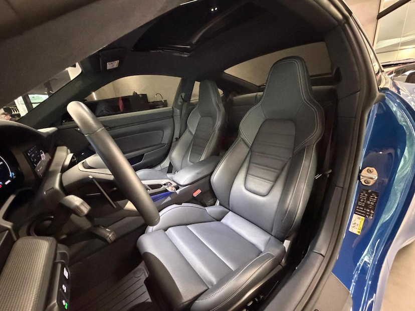 Foto do veículo PORSCHE 911  GTS 2025 3.500 KM 1.160.000,00