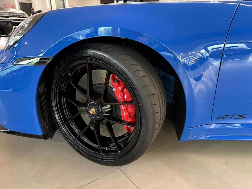 Foto do veículo PORSCHE 911  GTS 2025 3.500 KM 1.160.000,00
