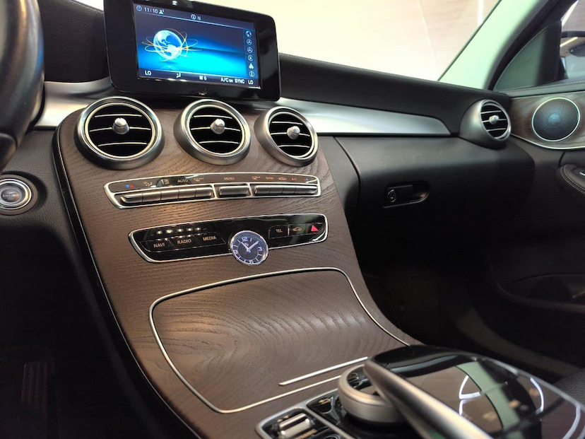 Foto do veículo MERCEDES-BENZ C 180 C180FF 2019 70.500 KM 134.000,00