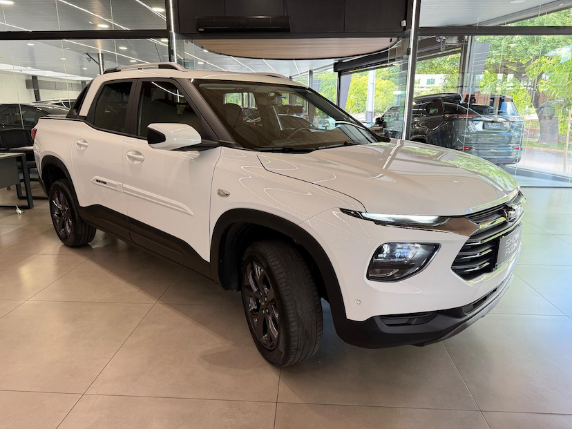 Foto do veículo CHEVROLET MONTANA  T A PR 2025 20.525 KM 118.000,00