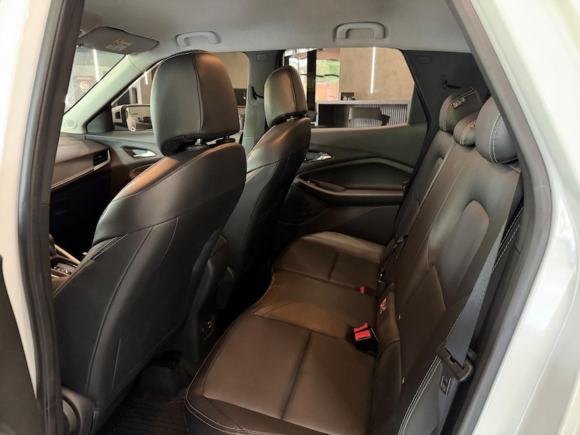 Foto do veículo CHEVROLET MONTANA  T A PR 2025 20.525 KM 118.000,00
