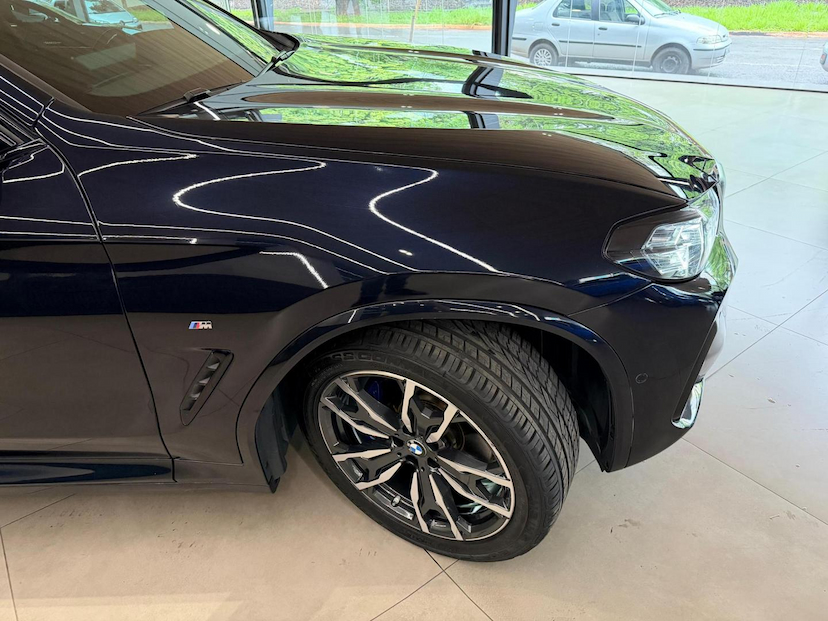 Foto do veículo BMW X4  XDRIVE 30I 2022 42.000 KM 319.000,00
