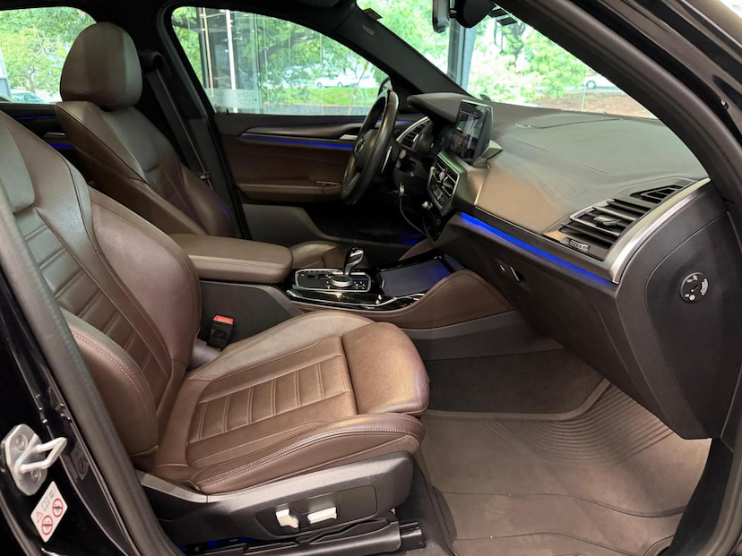 Foto do veículo BMW X4  XDRIVE 30I 2022 42.000 KM 319.000,00