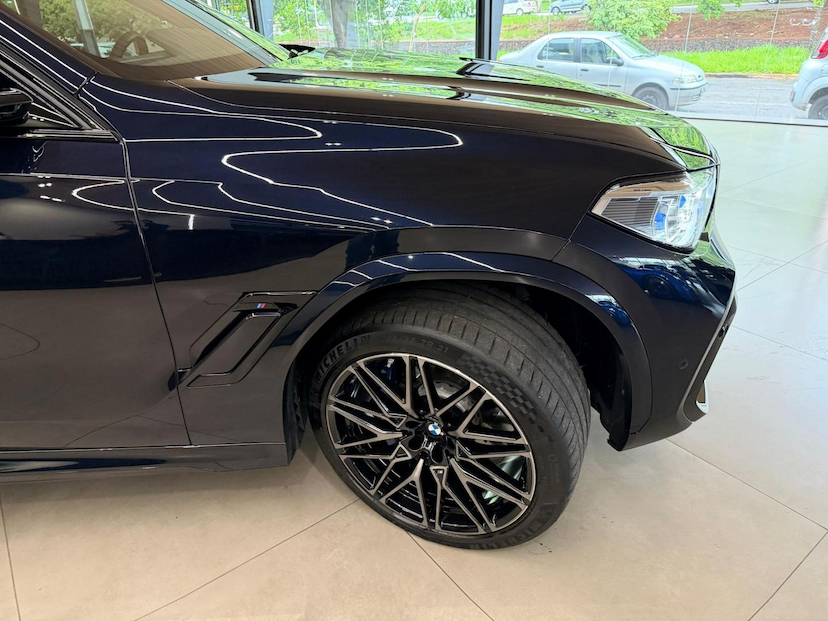 Foto do veículo BMW X6  M COMPETITION 2023 12.200 KM 749.000,00