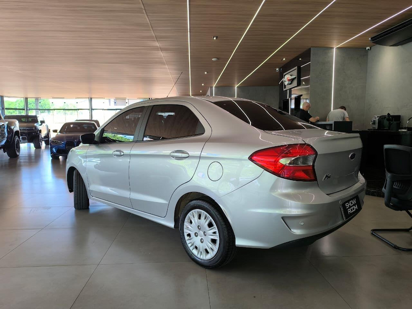 Foto do veículo FORD KA  SE PLUS AT1.5SDC 2021 66.900 KM 66.000,00