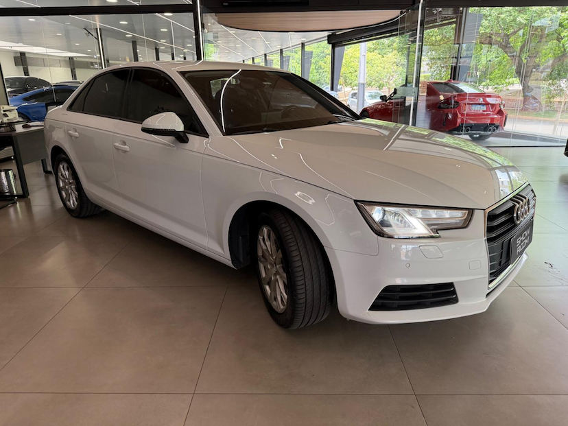 Foto do veículo AUDI A4  2.0TFSI 2018 128.000 KM 89.000,00
