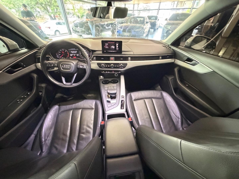 Foto do veículo AUDI A4  2.0TFSI 2018 128.000 KM 89.000,00