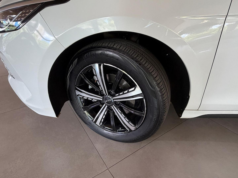 Foto do veículo BYD KING  GS DM 2025 25.500 KM 149.000,00