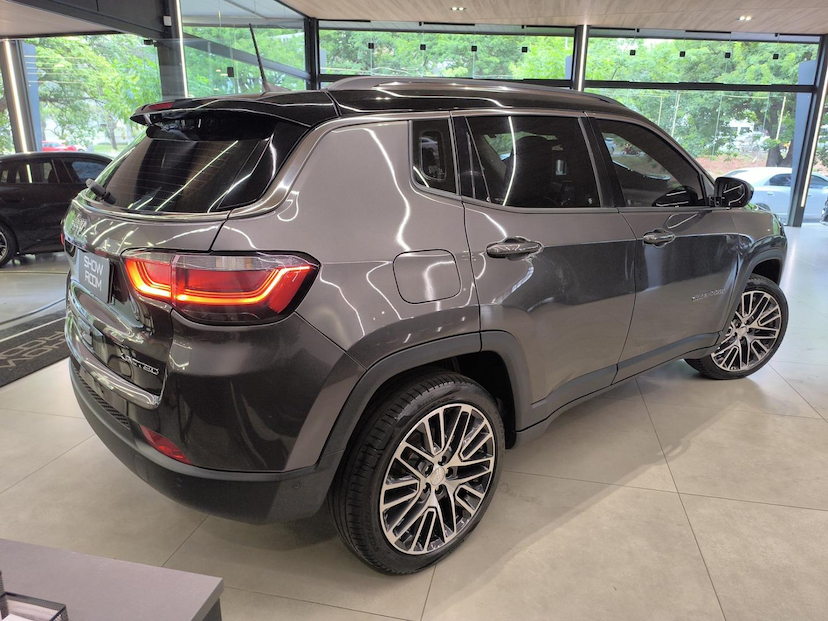 Foto do veículo JEEP COMPASS  LIMITED TF 2022 25.600 KM 134.000,00