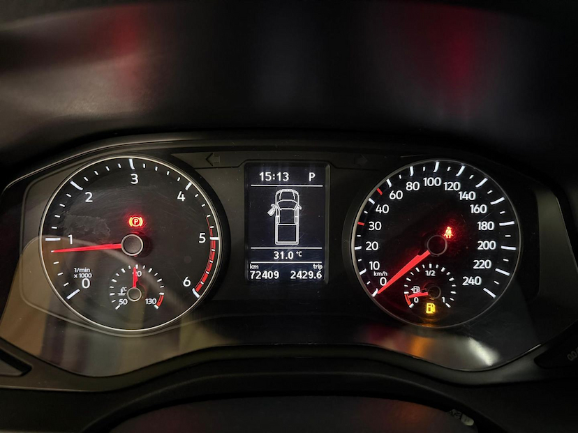 Foto do veículo VOLKSWAGEN AMAROK  CD 4X4 COMF 2020 73.000 KM 121.000,00