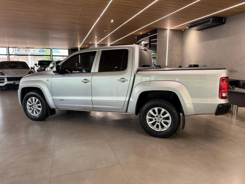 Foto do veículo VOLKSWAGEN AMAROK  CD 4X4 COMF 2020 73.000 KM 121.000,00