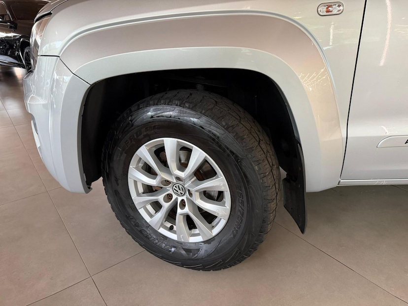 Foto do veículo VOLKSWAGEN AMAROK  CD 4X4 COMF 2020 73.000 KM 121.000,00