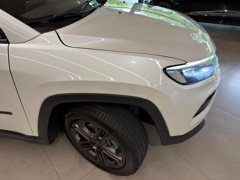 Foto do veículo JEEP COMPASS  LONG TF 2022 48.000 KM 129.000,00