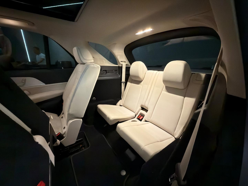 Foto do veículo MERCEDES-BENZ GLE 450 GLE450 D 4M 2025 14.654 KM 589.000,00
