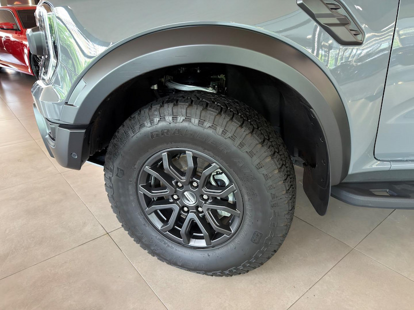 Foto do veículo FORD RANGER  RAPCD3G4A 2024 7.600 KM 520.000,00