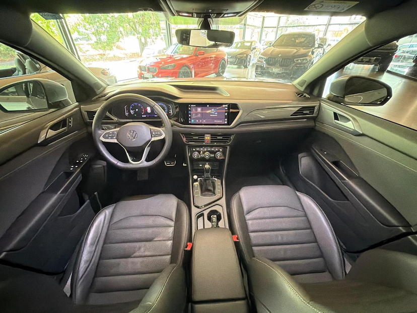 Foto do veículo VOLKSWAGEN TAOS  HL TSI 2022 5.664 KM 155.000,00