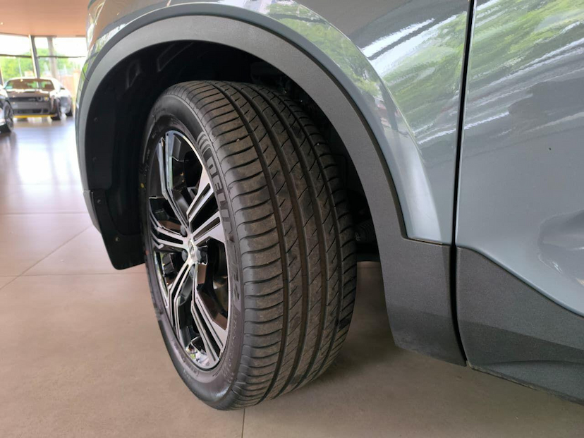 Foto do veículo VOLVO XC40  T4 INSCRIPT 2020 20.500 KM 165.000,00