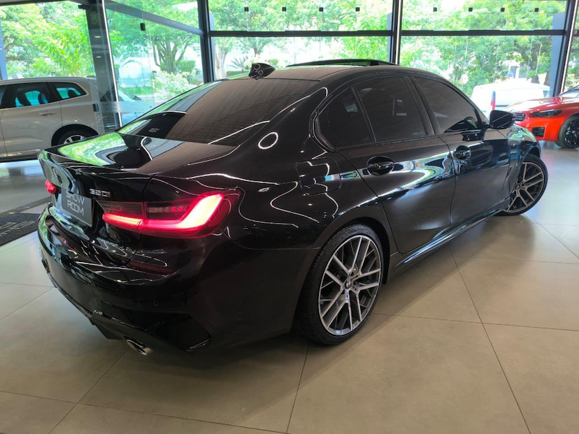 Foto do veículo BMW 320I   ACTIVE FLEX 2022 57.000 KM 210.000,00