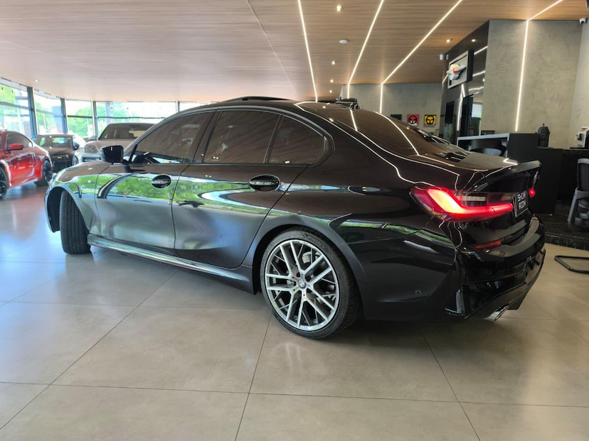 Foto do veículo BMW 320I   ACTIVE FLEX 2022 57.000 KM 210.000,00