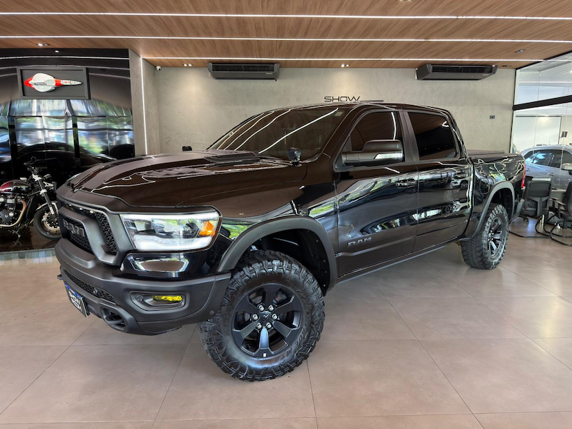 Foto do veículo RAM 1500  REBEL HEMI 2022 52.860 KM 305.000,00