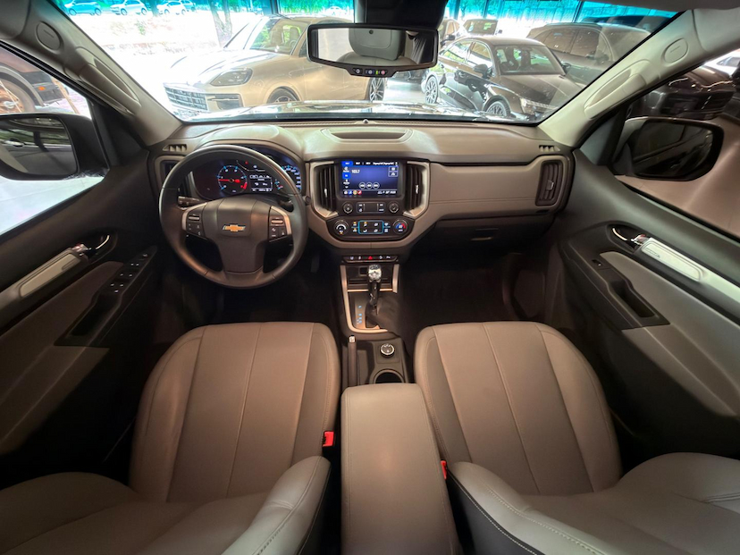 Foto do veículo CHEVROLET S10  LTZ DD4A 2023 69.687 KM 190.000,00
