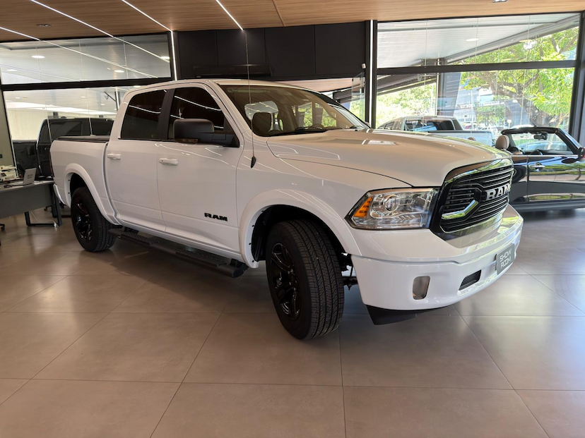 Foto do veículo RAM CLASSIC  LAIE 2023 44.209 KM 255.000,00