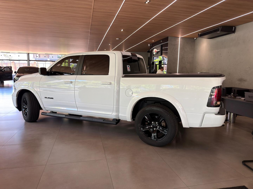 Foto do veículo RAM CLASSIC  LAIE 2023 44.209 KM 255.000,00