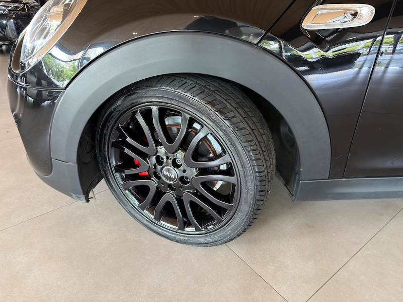 Foto do veículo MINI COOPER  COOPER S 2019 33.709 KM 165.000,00