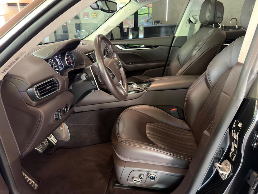 Foto do veículo MASERATI LEVANTE  2021 8.660 KM 599.000,00
