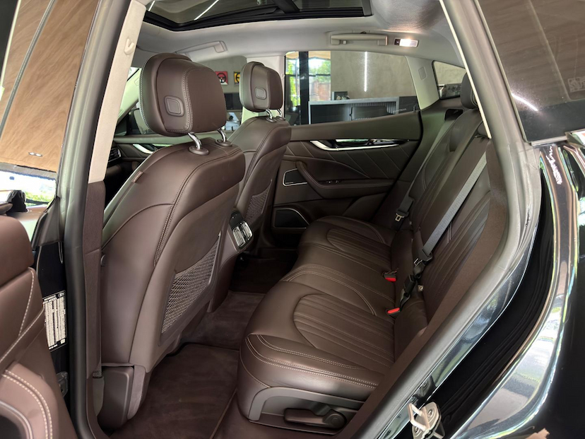 Foto do veículo MASERATI LEVANTE  2021 8.660 KM 599.000,00