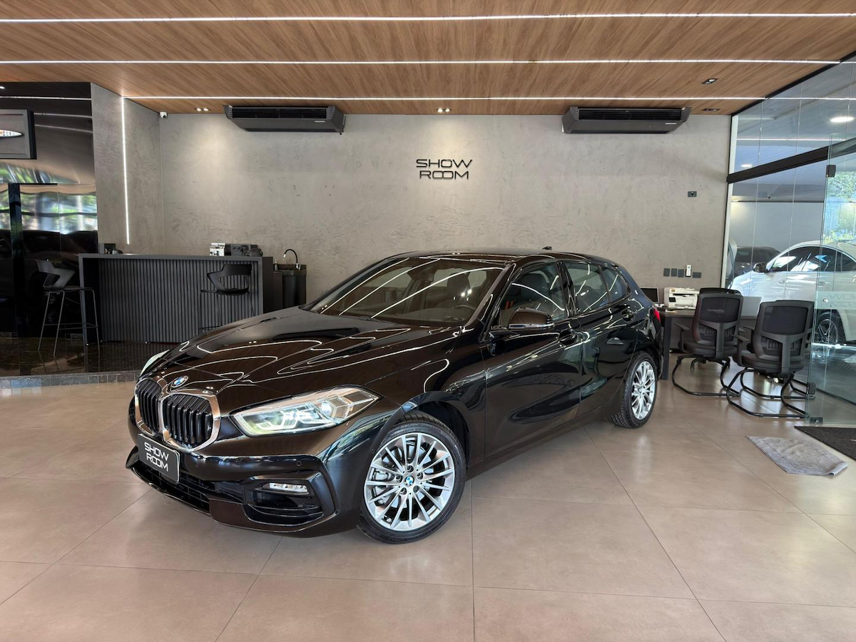 Foto do veículo BMW 118i  2019/2020 42.500 KM R$ 135.000,00