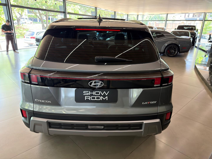 Foto do veículo HYUNDAI CRETA  ULTIMATE 1.6 TB 16V AUT. 2025 8.702 KM 184.000,00
