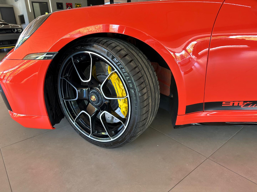 Foto do veículo PORSCHE 911  TURBO 2022 9.083 KM 1.190.000,00